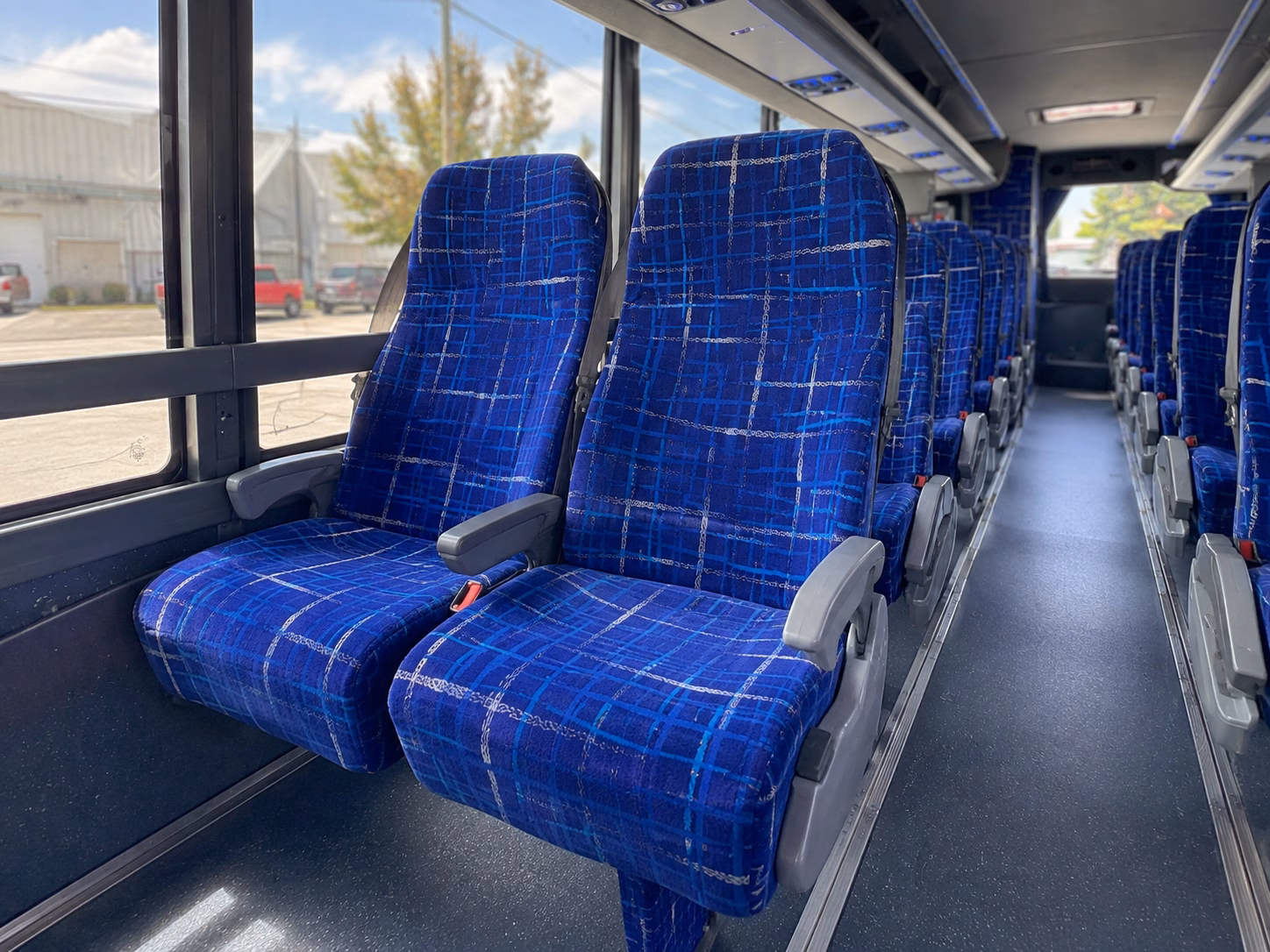 charter buses for corporate events during new bedford s busiest weeks