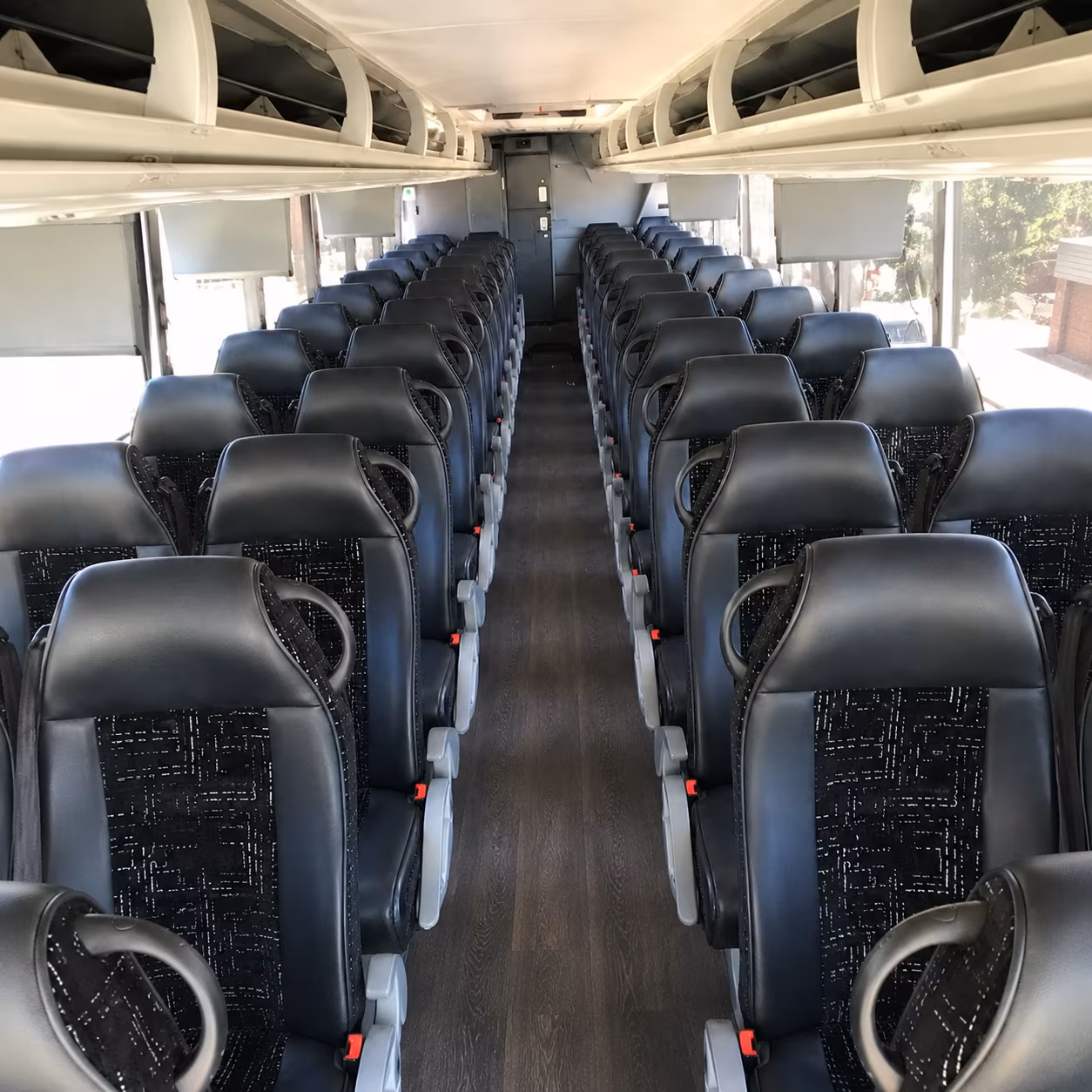 charter buses to plimoth patuxet and plymouth for new bedford schools