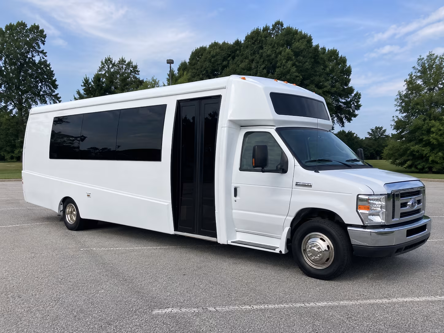 new bedford 18 passenger party bus